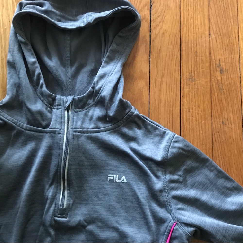 Fila Quarter Zip Size M